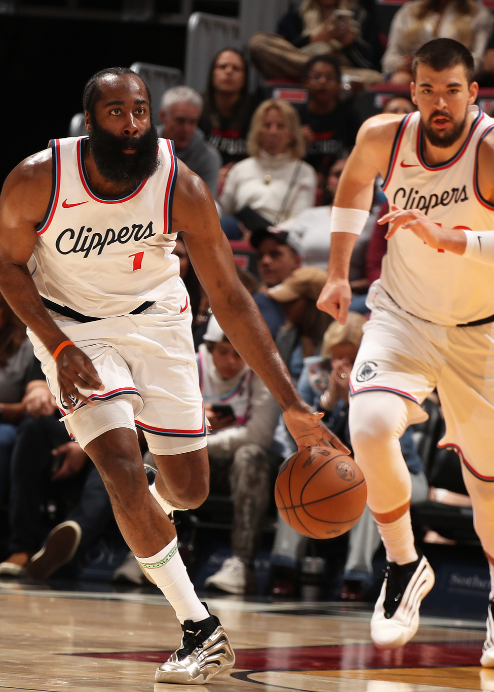 清晨迈阿密热火备战NBA总决赛广厦男篮复出首秀备战社区盾之后,C罗在德国队比赛中刷新纪录的简单介绍 清晨迈阿密热火备战NBA总决赛广厦男篮复出首秀备战社区盾之后,C罗在德国队比赛中刷新纪录的简单介绍